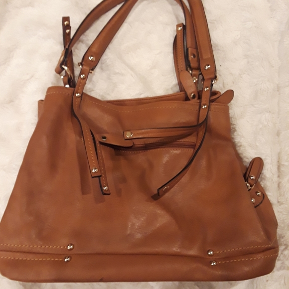 Tan purse - Picture 1 of 7
